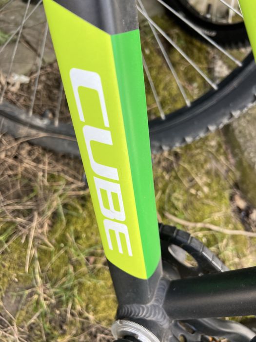 Bicicleta Cube copii