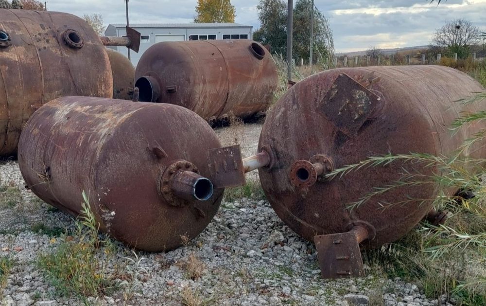 Rezervoare metalice bazin metalic