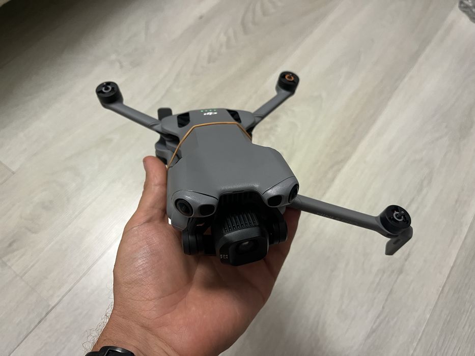 Drona dji mini 5 pro