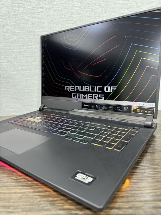 Asus ROG G713 Ryzen-5 (Аналог intel Core i7) RTX3050Ti 17.3 Дисплей!