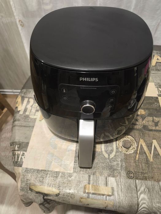 Нов Philips air fryer xxl