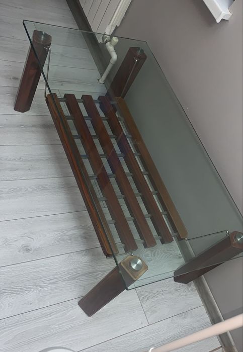 Журнальный стол стеклянный