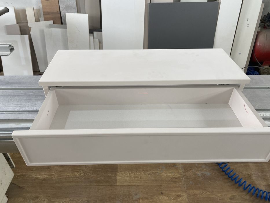 Продам Тв зону и туалетный столик