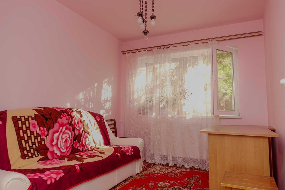 Apartament 4 camere Etaj 1 Zona Sega Str. Hateg comision 0%