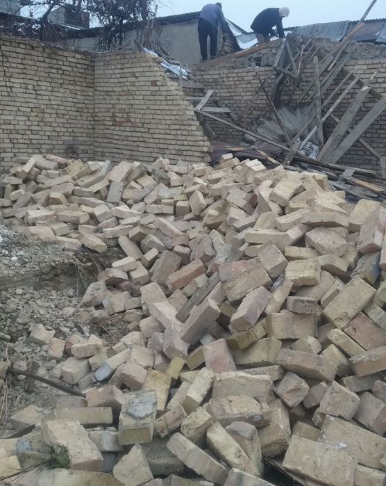 Gisht B/u Sotiladi juda yaxshi xolatda Buxoro shahar bepul dastafkasi