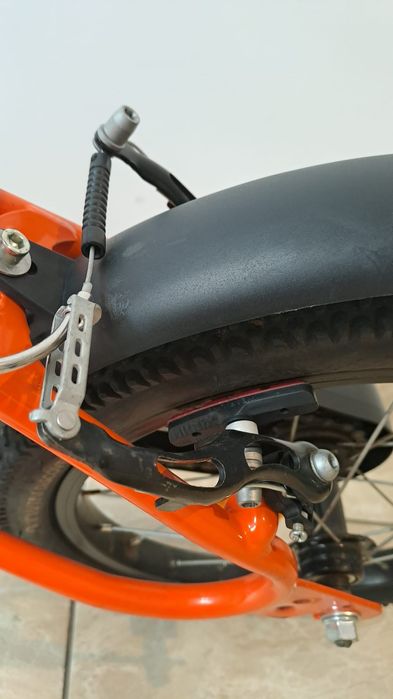 Vând bicicleta BTWIN 16" Robot stare foarte buna