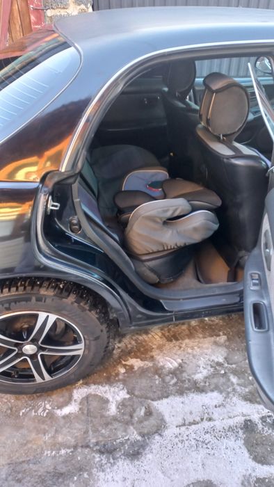 Продам тойота карина