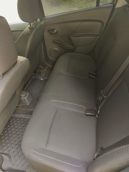Dacia Logan an 2017 benzina