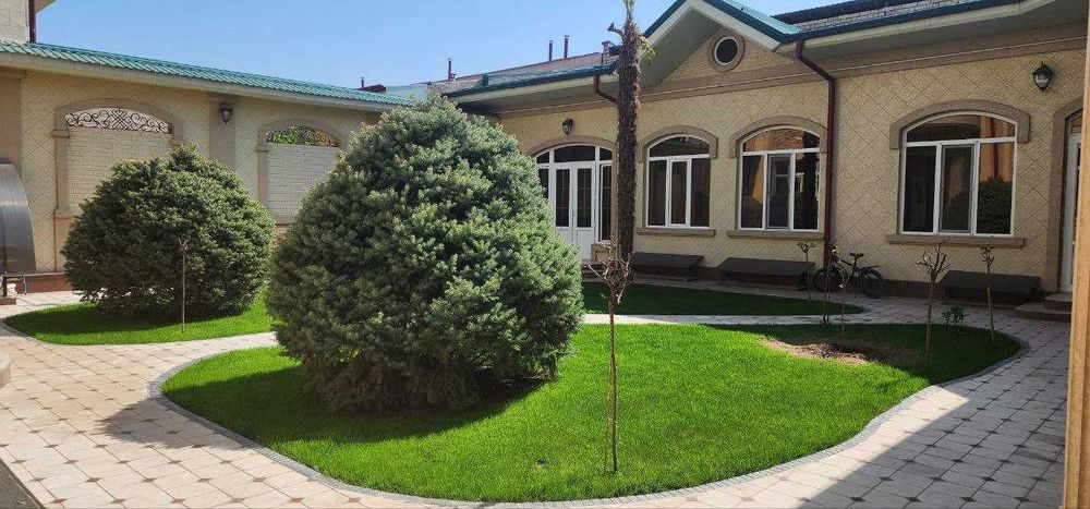 Охунбобоевда 6 соток ер майдонида жойлашган тайёр уй сотилади