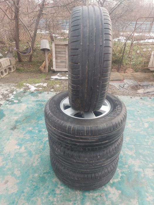 Шины с нисками 17 размер