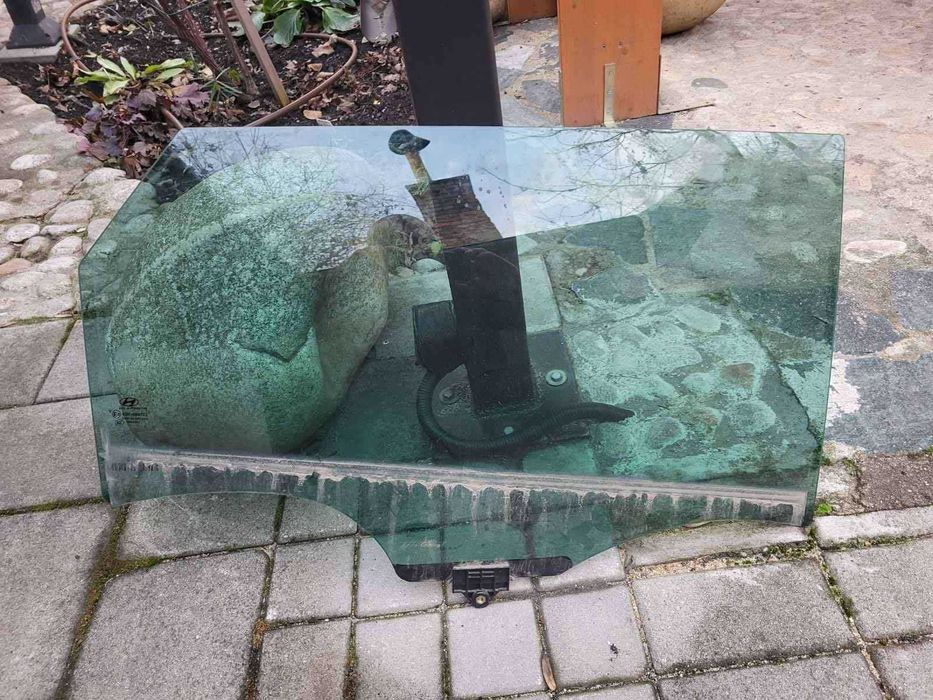 Стъкло врата Hyundai Tucson