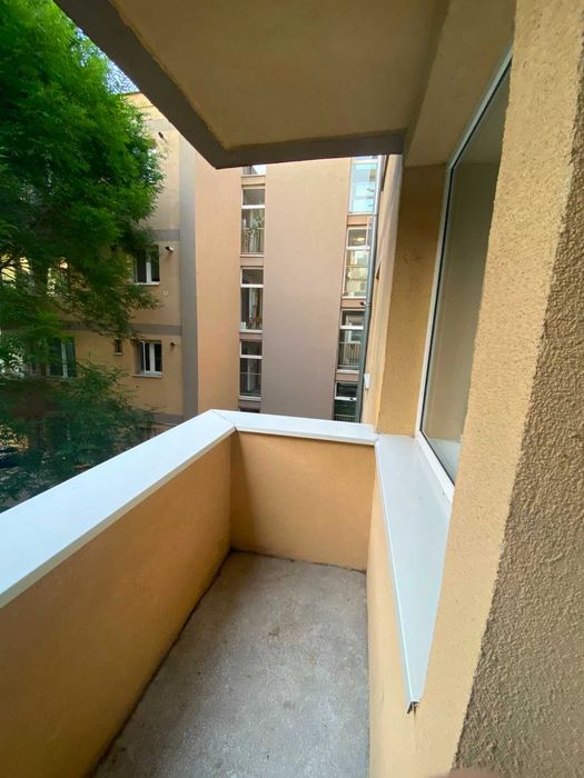 Inchiriez apartament cu 3 camere