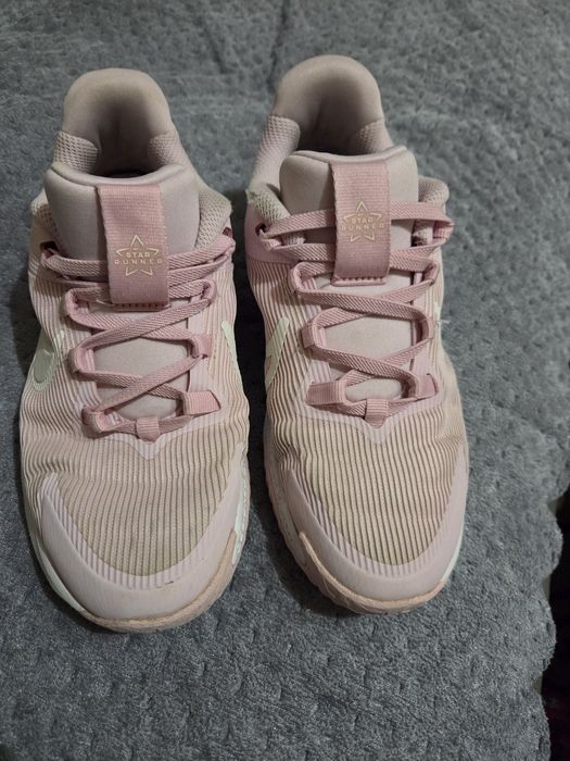 Маратонки Nike 33n