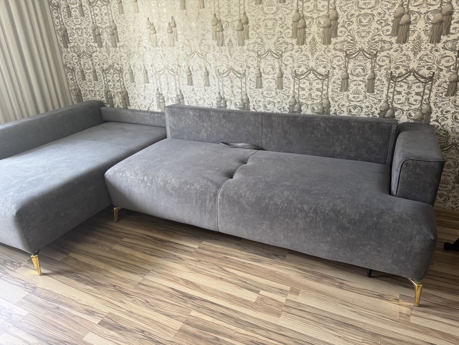 Продам диван в отличном состоянии