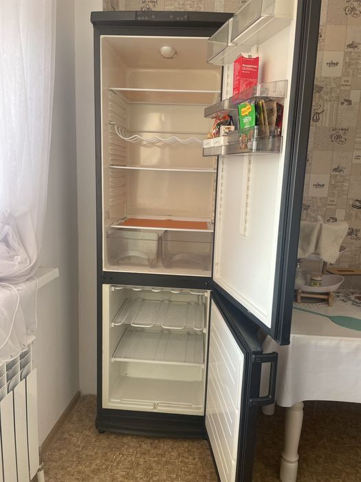 Продам холодильник Atlant