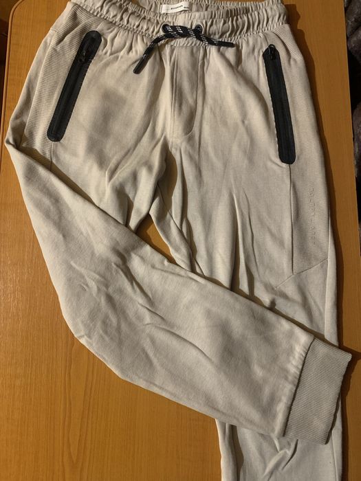 Pantaloni bej baieti reserved