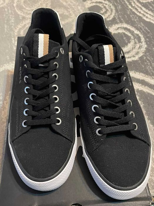 BOSS Sneakers- Aiden Tenn nr 41