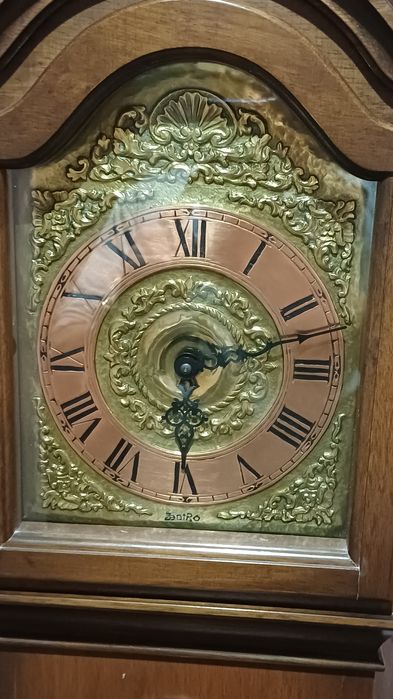 Ceas cu pendul de podea marca Zentra 170 cm înălțime si 38 cm latime