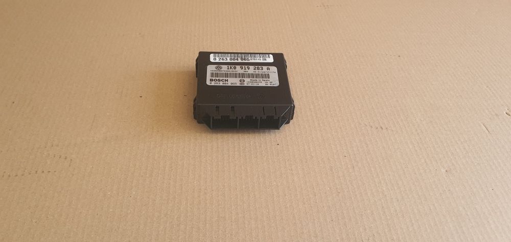 Modul senzori parcare 1K0919283A golf 5 golf 5 plus touran seat skoda passat b6