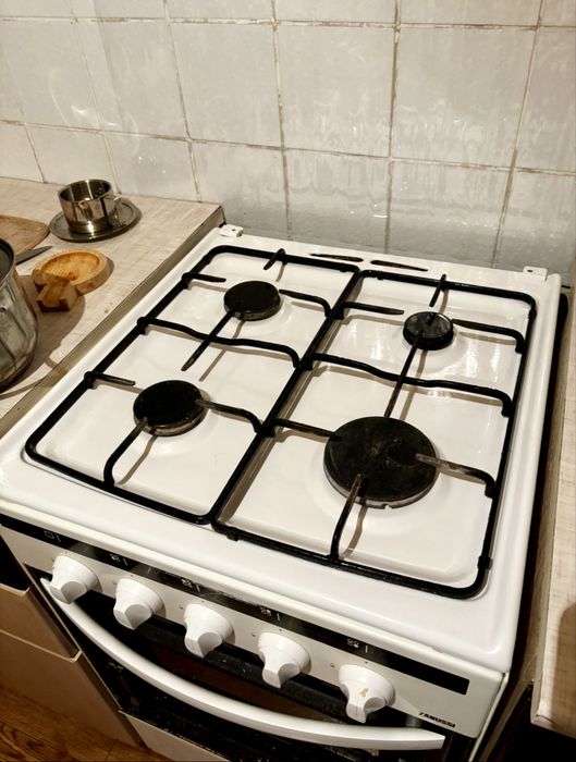 Газовая плита Zanussi