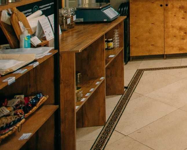 Офисный стол + 2 стула