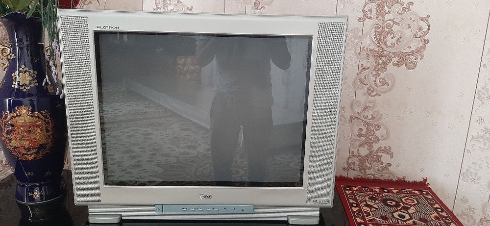 Lg 72 sm Flatron