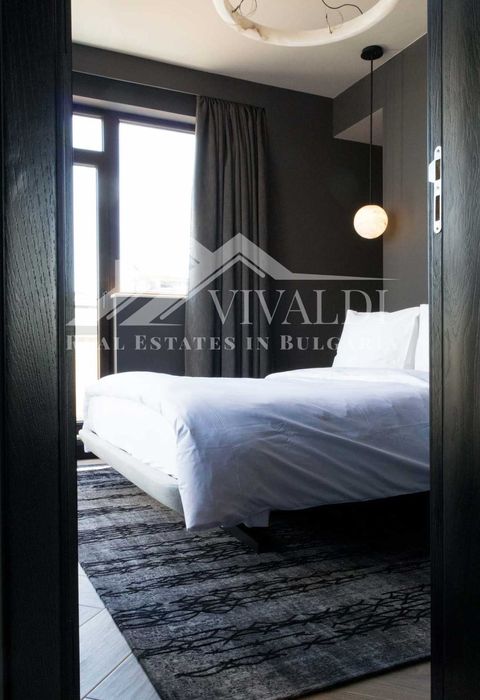 Продава се Мезонет в Варна, Гръцка махала - 346 кв.м за 4047 €/кв.м - Снимка #7