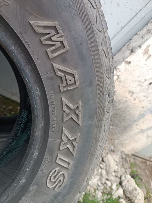 Продам шины бу.R-16