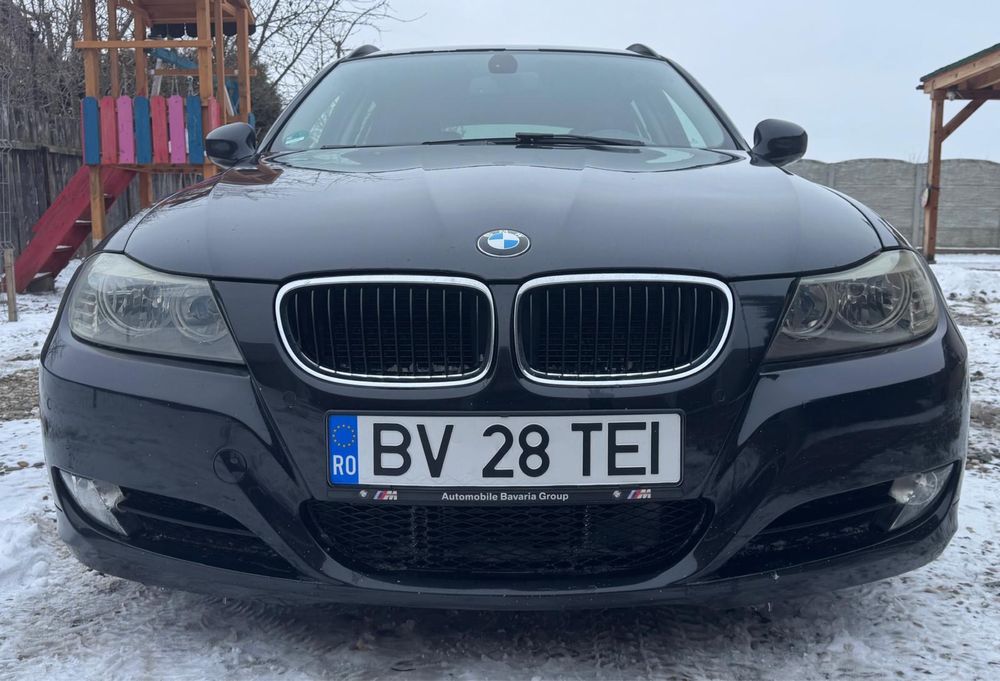 BMW 320D  XDrive cutie automata 184 CP