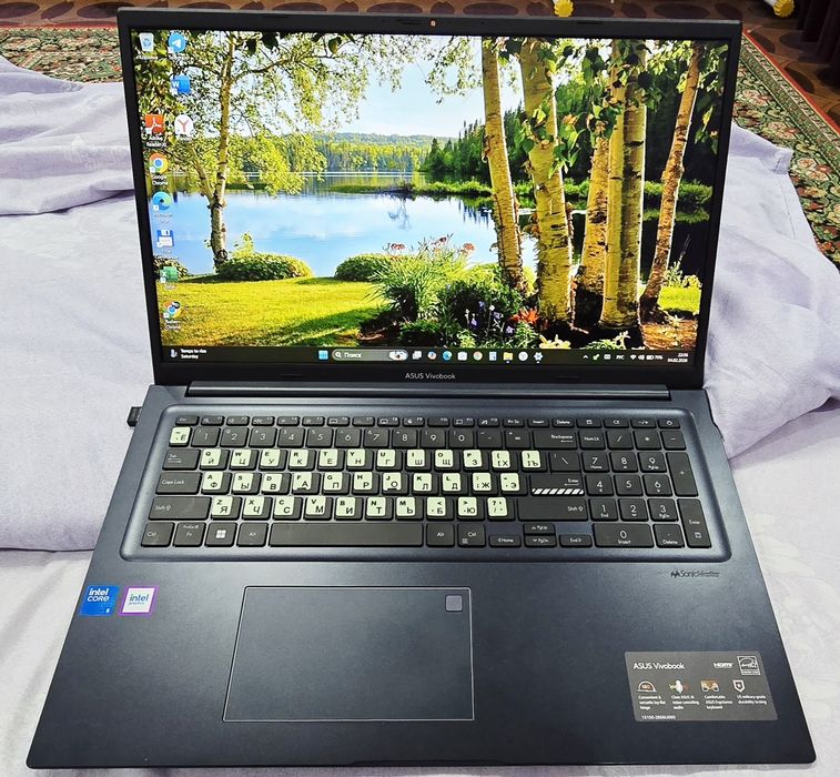 ASUS Vivobook 17.3
