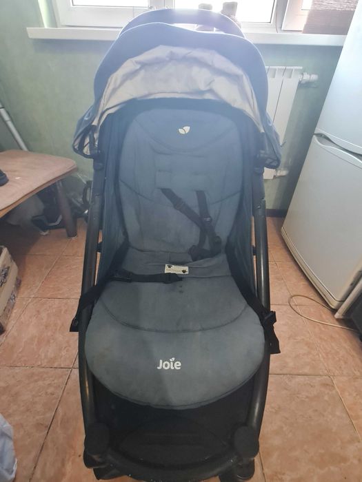 Прогулочная коляска Joie