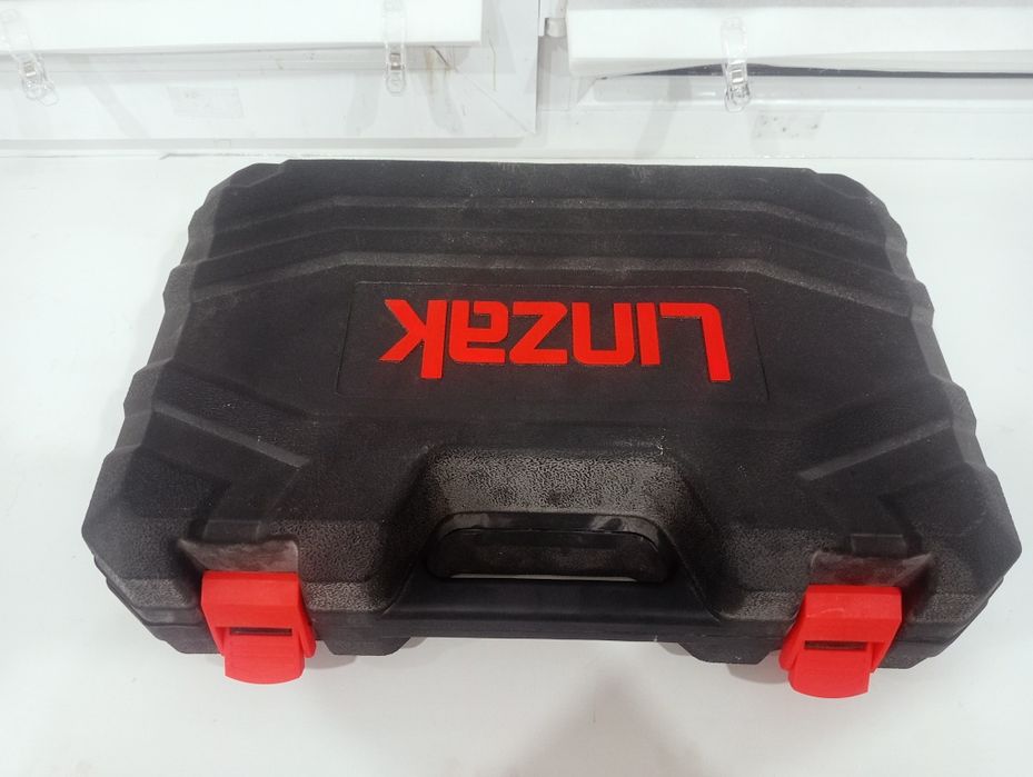 Инструменты почти новые.