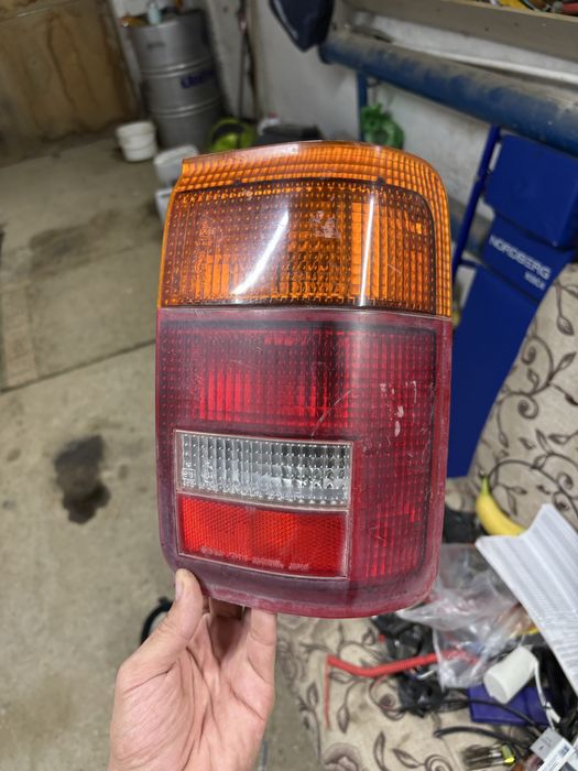 Задние фонари для 4RUNNER,SURF