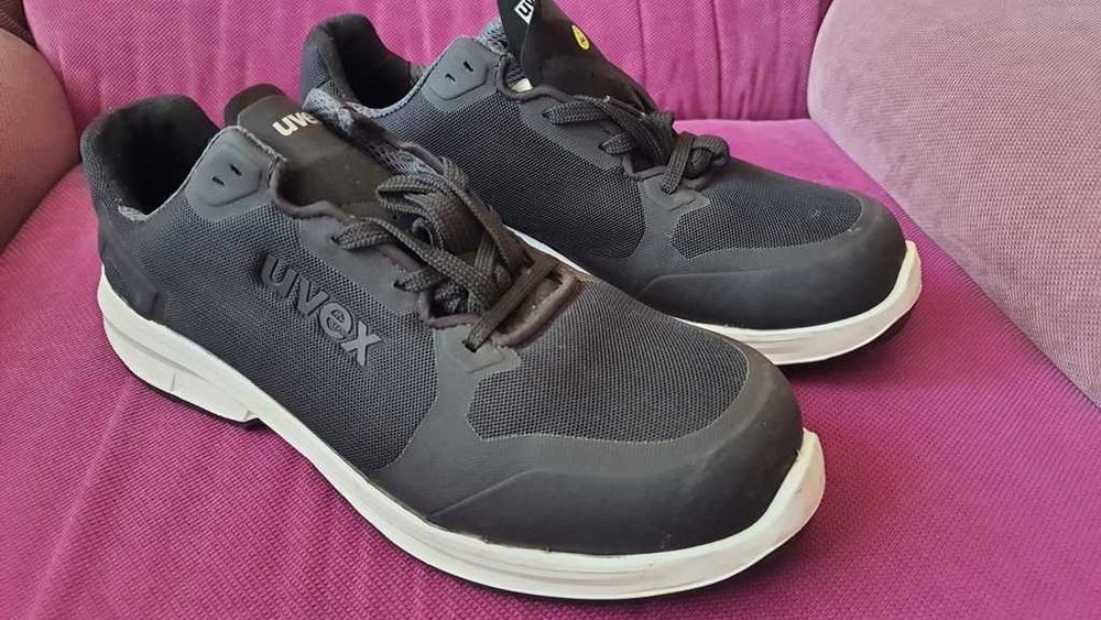 Pantofi / ghete Uvex marimea 42 - 42,5