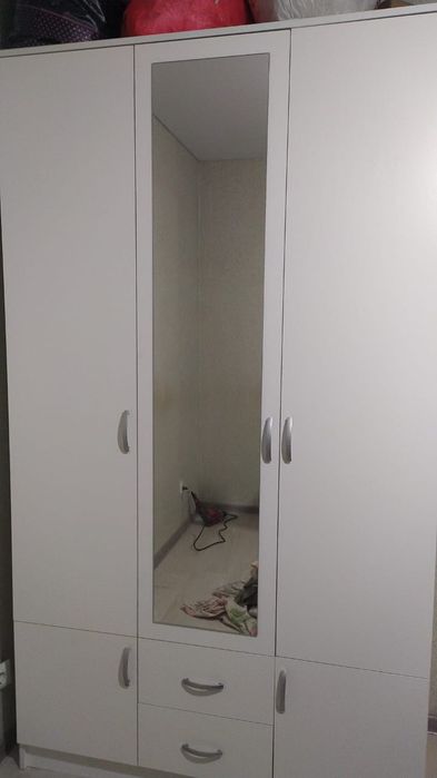 Шкаф, срочно продам