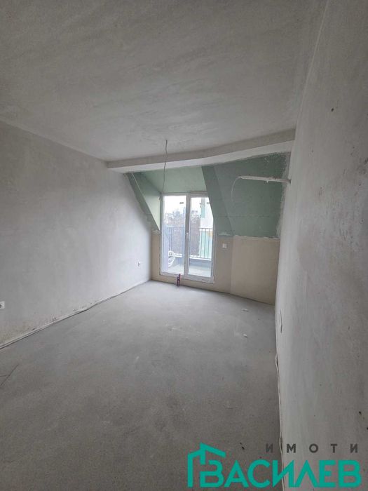 Продава се Тристаен апартамент в София, Център - 112 кв.м за 1503 €/кв.м - Снимка #2