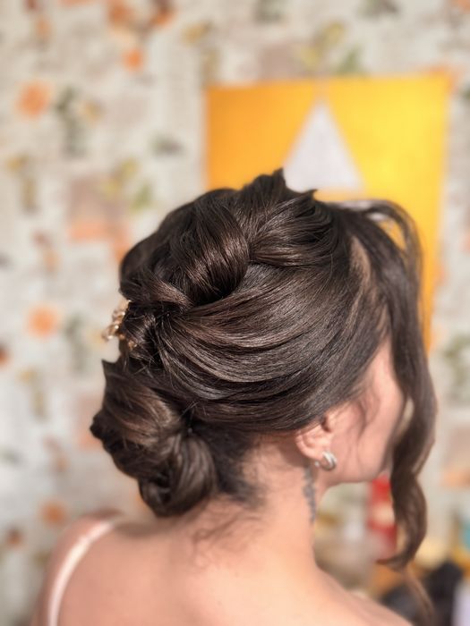 Макияж, укладки, прическа