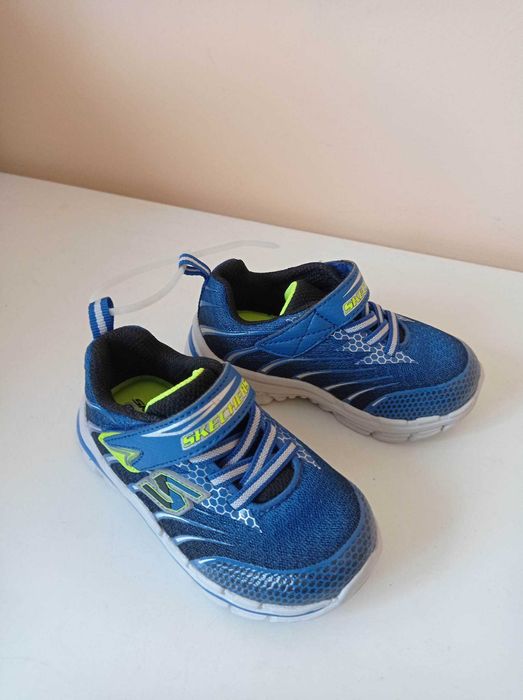 Skechers Нови детски маратонки