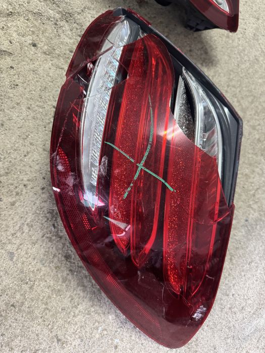 Стопове и Решетка за мерцедес е класа - w213