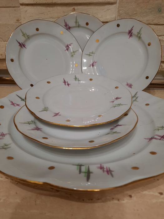 Set farfurii emailate, ibrice/ceainice vintage