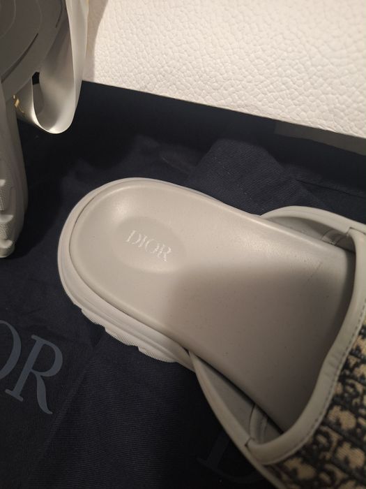 Мъжки чехли Dior