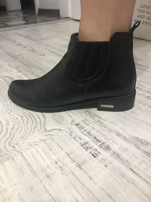 Дамски боти естествена кожа 39 номер