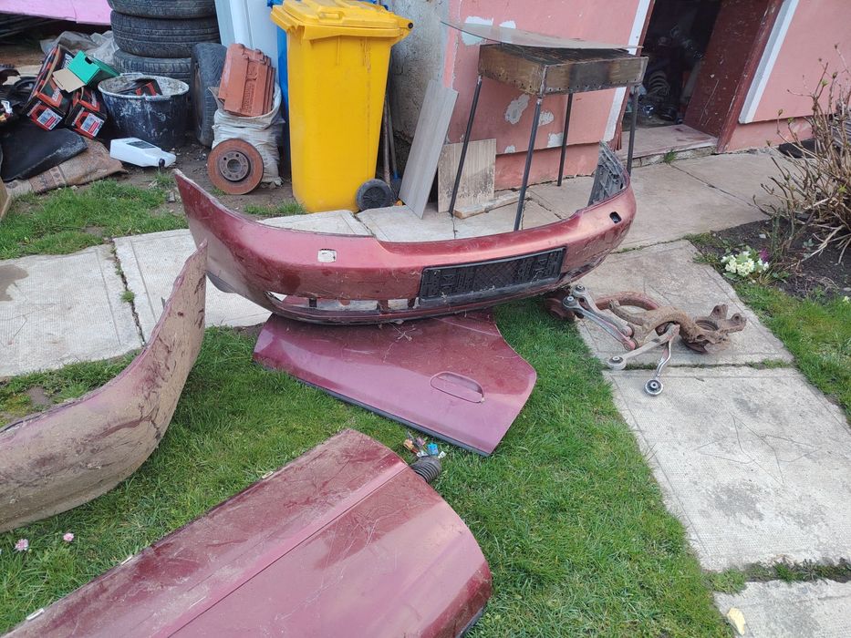 Bara față /spate audi a 4 b 5 stare buna și bara spate golf 4 stare bu