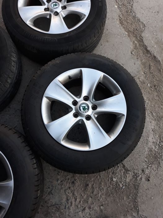 Set 4 jante aluminiu Skoda octavia cu anvelope 205 60 16 5 x 112 Octavia Golf 5.6.7 Touran