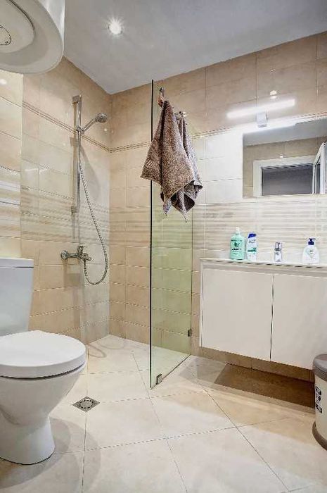 Дава се под наем Двустаен апартамент в София, Център - 82 кв.м за 876.69 € - Снимка #7
