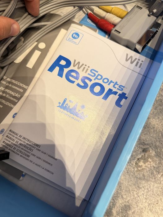 Vand Consola Nintendo Wii neagra la cutie