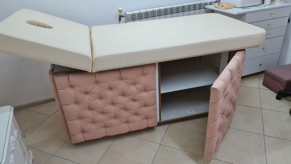 Масажна кушетка/ Луксозна