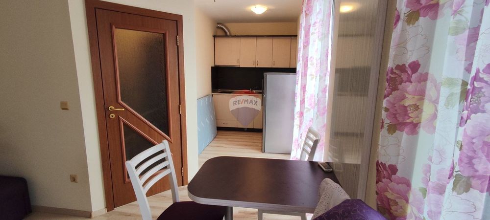 Дава се под наем Едностаен апартамент в к.к. Златни пясъци - 37 кв.м за 306 € - Снимка #1