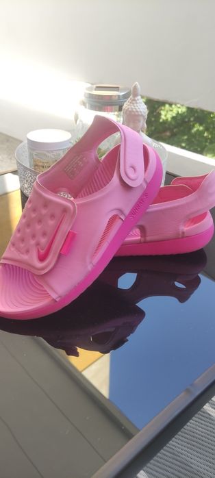 Продавам детски сандали Nike sunray adjust