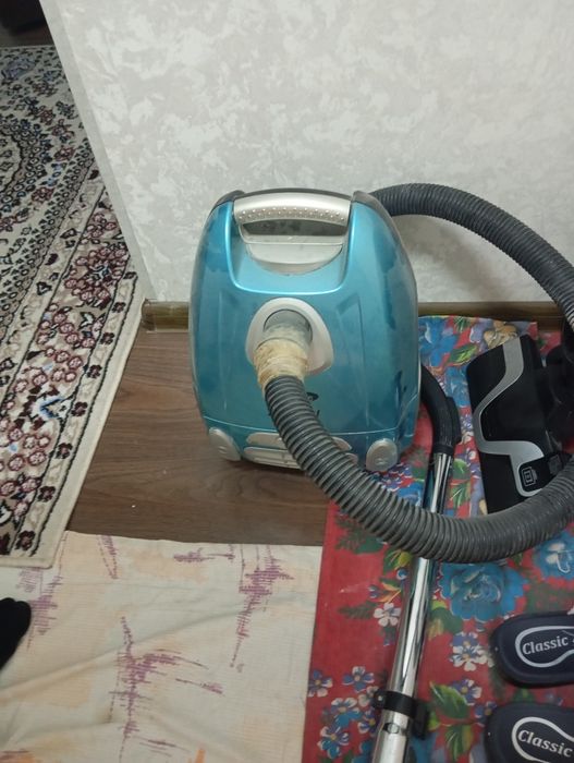 Пилесос бу.            .